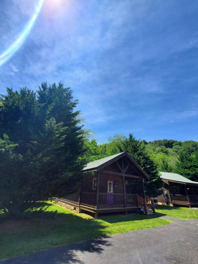 New River Trail Cabins Galax エクステリア 写真
