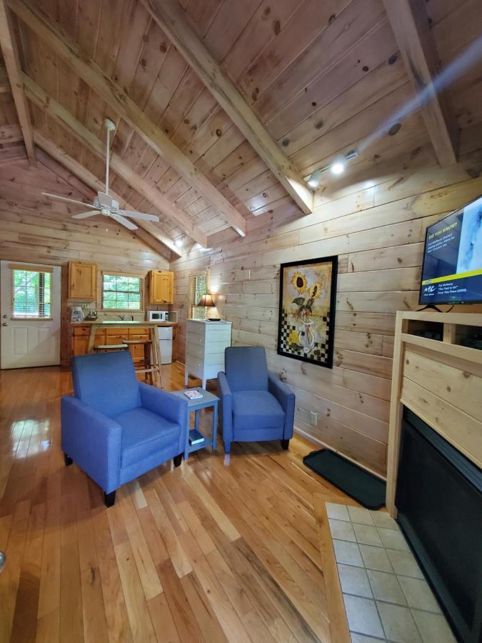 New River Trail Cabins Galax エクステリア 写真